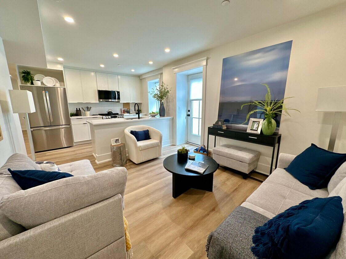 Foto principal - 4459 Washington St