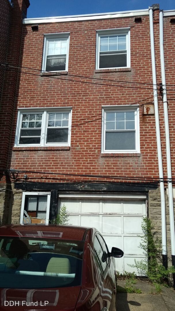 Foto del edificio - 3 br, 2 bath House - 103 E Walnut Park Ave