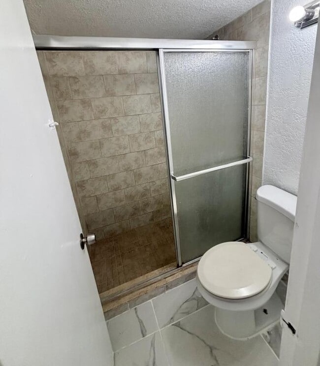 Foto del edificio - 2154 -2176 SW 4th Street