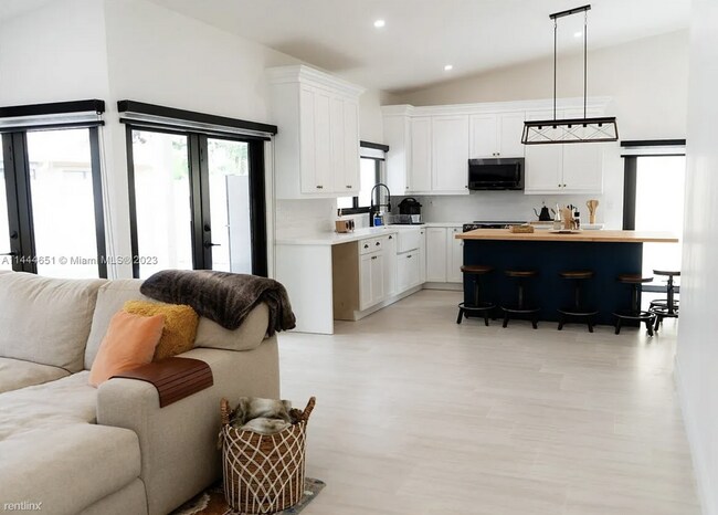 Foto del edificio - 3 br, 2 bath House - 21900 SW 100th Pl