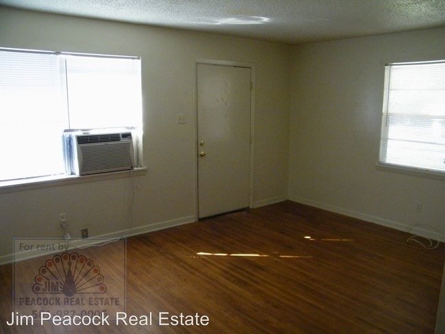 Building Photo - 1603 S Highway 161