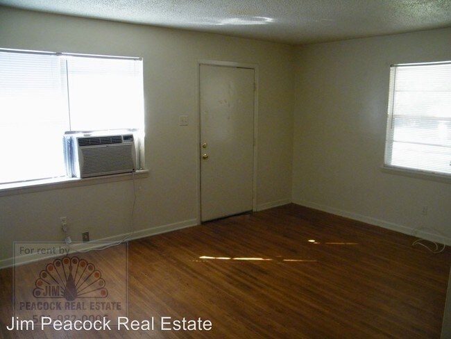 Foto del edificio - 1603 S Highway 161