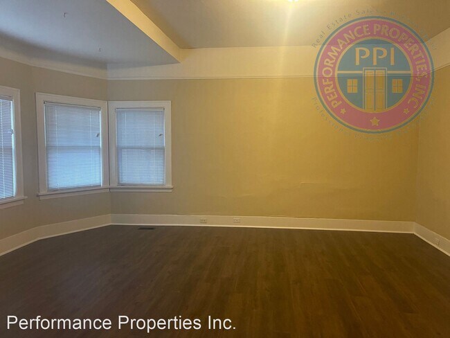 Building Photo - 3 br, 2 bath House - 4624 NE Cleveland Avenue
