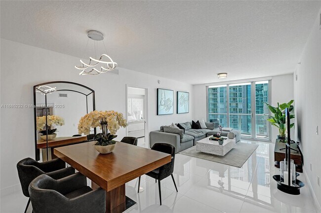 Foto del edificio - 300 Sunny Isles Blvd