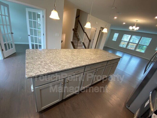 Building Photo - 15120 Holly Run Ln