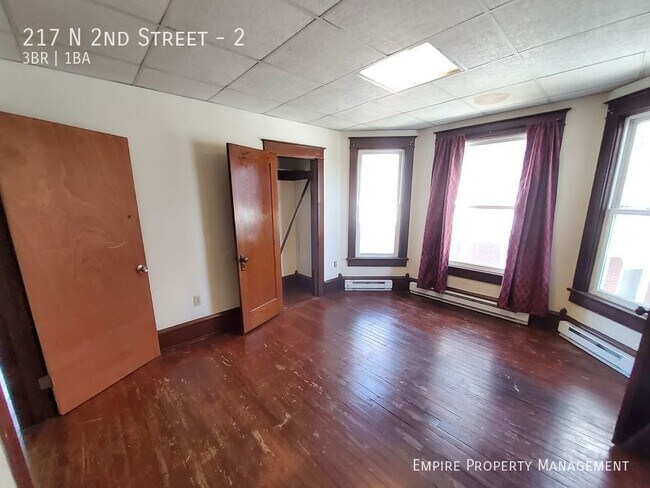 Foto del edificio - 217 N 2nd St