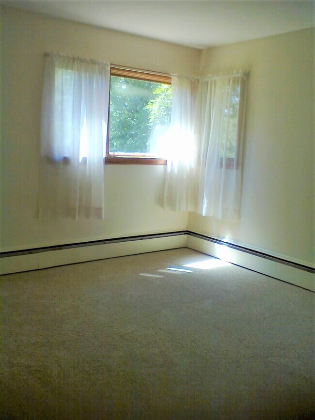 Foto del edificio - 1420 W Koch St