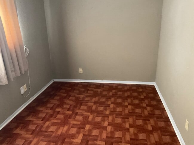 Building Photo - 9626 Bratton Dr