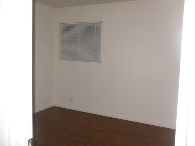 Building Photo - 1380 Old Stone Way