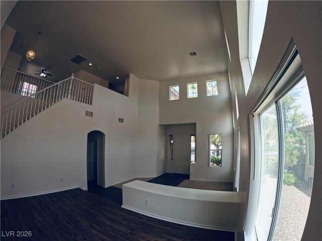 Foto del edificio - 5843 Noble Stand St