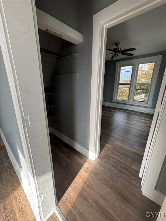 Building Photo - 117 N School St