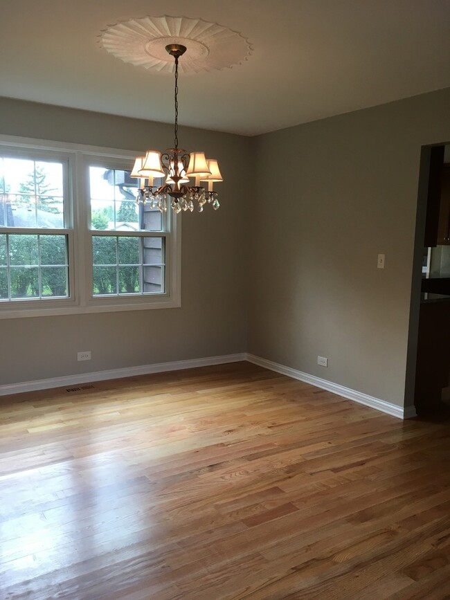 Foto del edificio - 3625 Russett Ln
