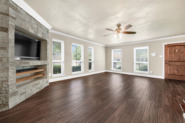 Foto del edificio - 5801 Lumberdale Rd