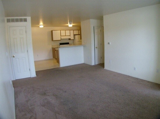 Foto del edificio - 6841 W Overland Rd