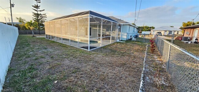 Foto del edificio - 510 SE 27th Terrace