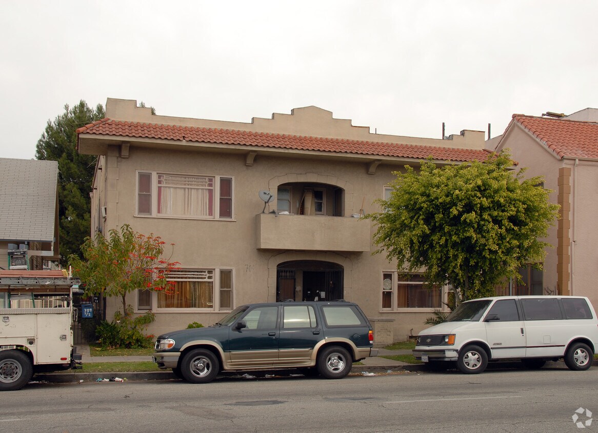 Foto del edificio - 709-715 E 7th St