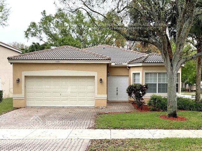 Building Photo - 5804 NW 49th Ln