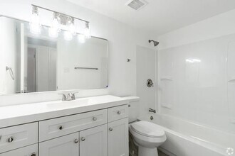 Building Photo - 1000 River Bend Dr