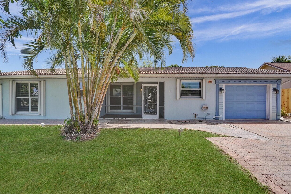 Foto principal - 618 Lindell Blvd