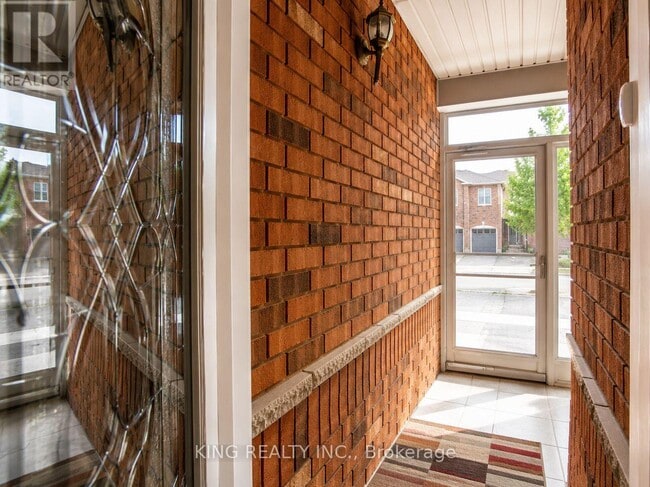 Building Photo - 149 Dolce Crescent