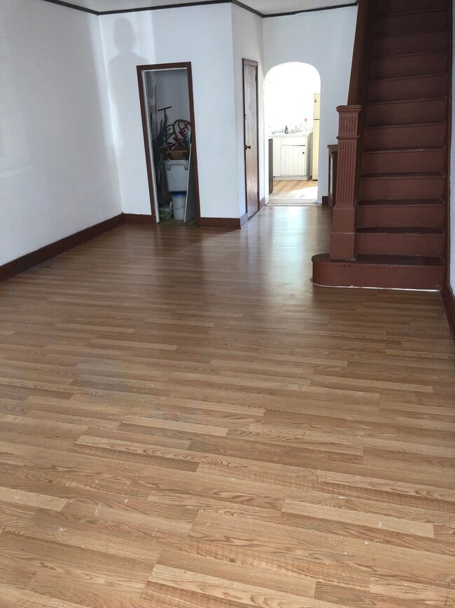 Building Photo - 1838 E Wensley St