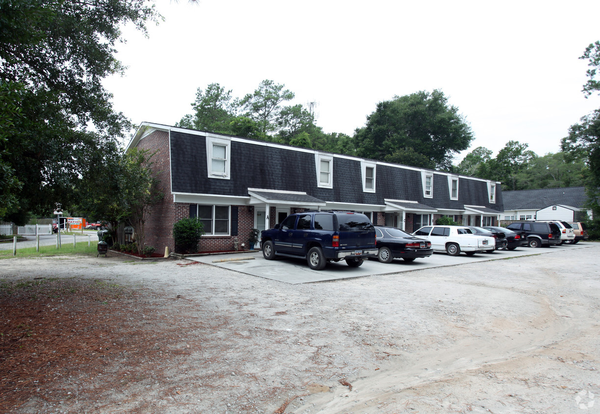Primary Photo - 4346 Oak St