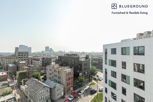 Foto del edificio - 670 N May St