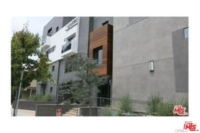 Foto del edificio - 11925 Kling St