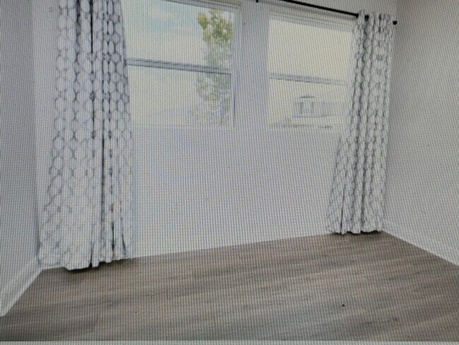 Foto del edificio - 6249 Roadstead Ct
