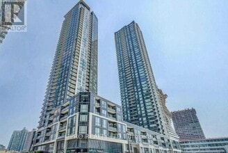 Building Photo - 510-1510 Curran Place
