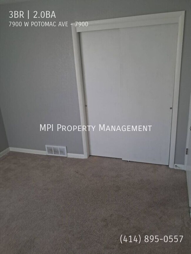 Foto del edificio - 7900 W Potomac Ave