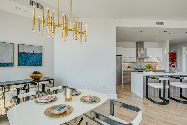 Foto del edificio - Effortless Luxury 1/1 in Downtown
