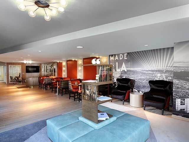 Foto del edificio - 10925 Bluffside Dr