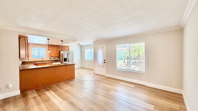 Foto del edificio - Lovely Downstairs, Entry-Level, End Unit Condo in the Private Diamante HOA Community of Bonsall, ...
