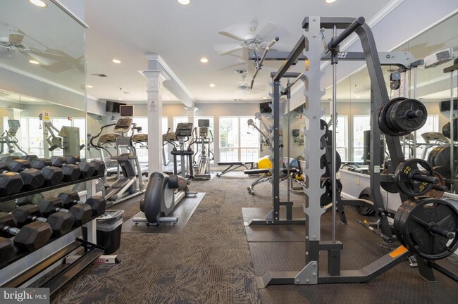 Foto del edificio - 4551 Strutfield Ln