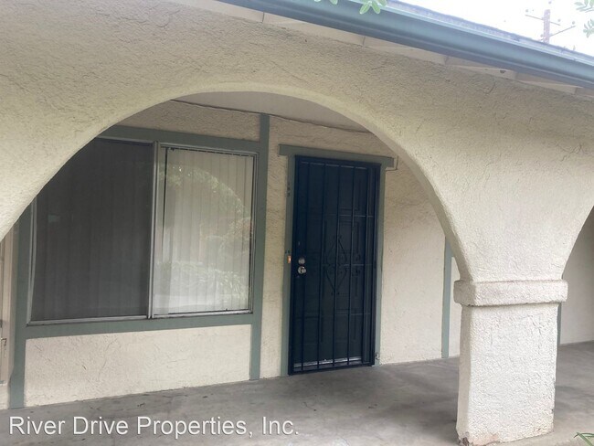 Foto del edificio - 4002 E Dakota Ave