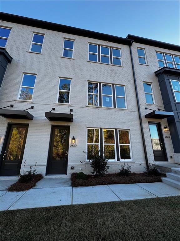 Foto del edificio - 2617 Camphor Xing