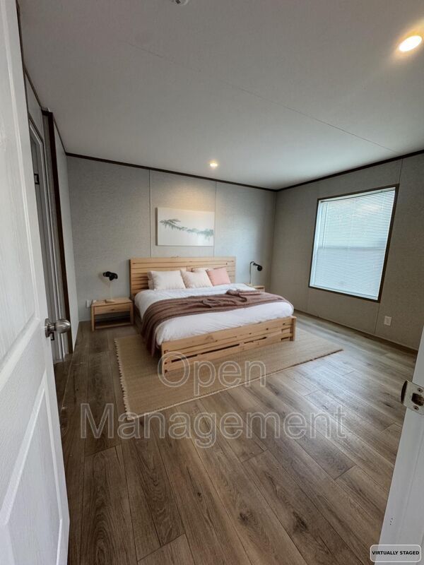 Foto del edificio - 755 N Tratt St