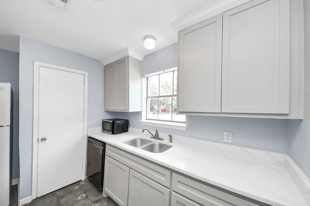 Foto del edificio - 3232 Scotch Moss Ln