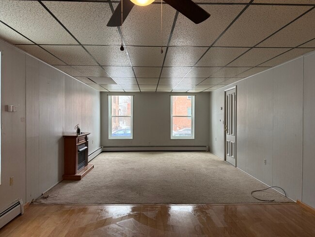 Building Photo - 1624 3rd Ave