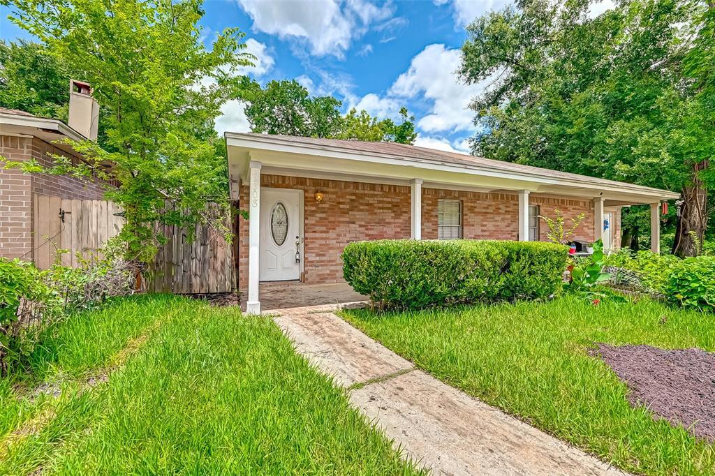 Foto principal - 22308 Tree House Ln
