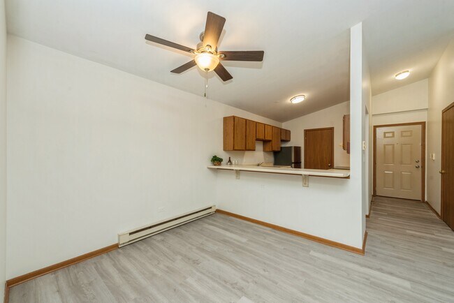 Foto del edificio - 1371 Cunat Ct