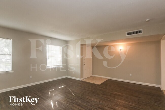Foto del edificio - 6217 Pine St