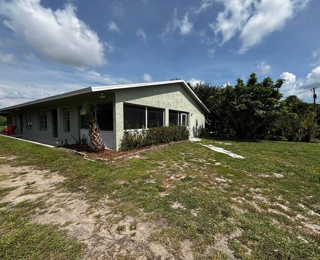 Building Photo - 11003 Ridge Ave