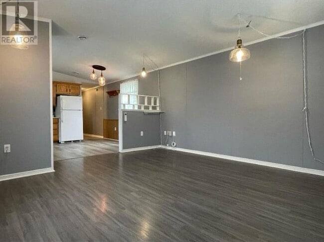 Building Photo - 12 Grant Dr