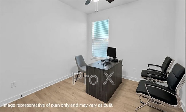 Foto del edificio - 2431 Longfellow Dr