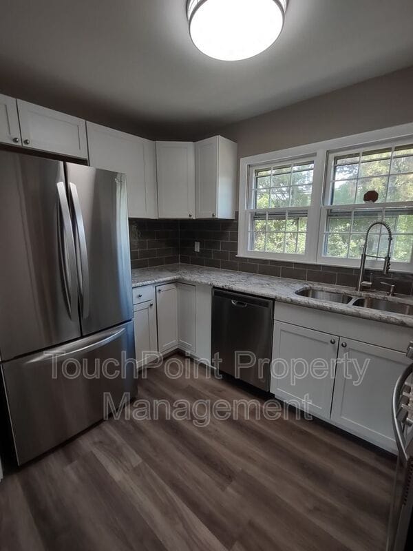 Photo - 4601 Coronado Dr Apartment