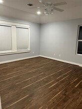 Building Photo - 23030 S Oak Dr