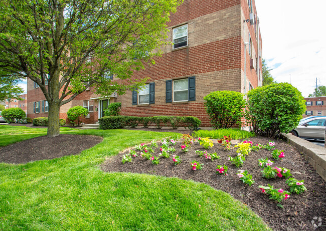 Foto del edificio - Glenbrook Apartments