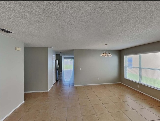 Building Photo - 13055 Prairie Meadows Dr